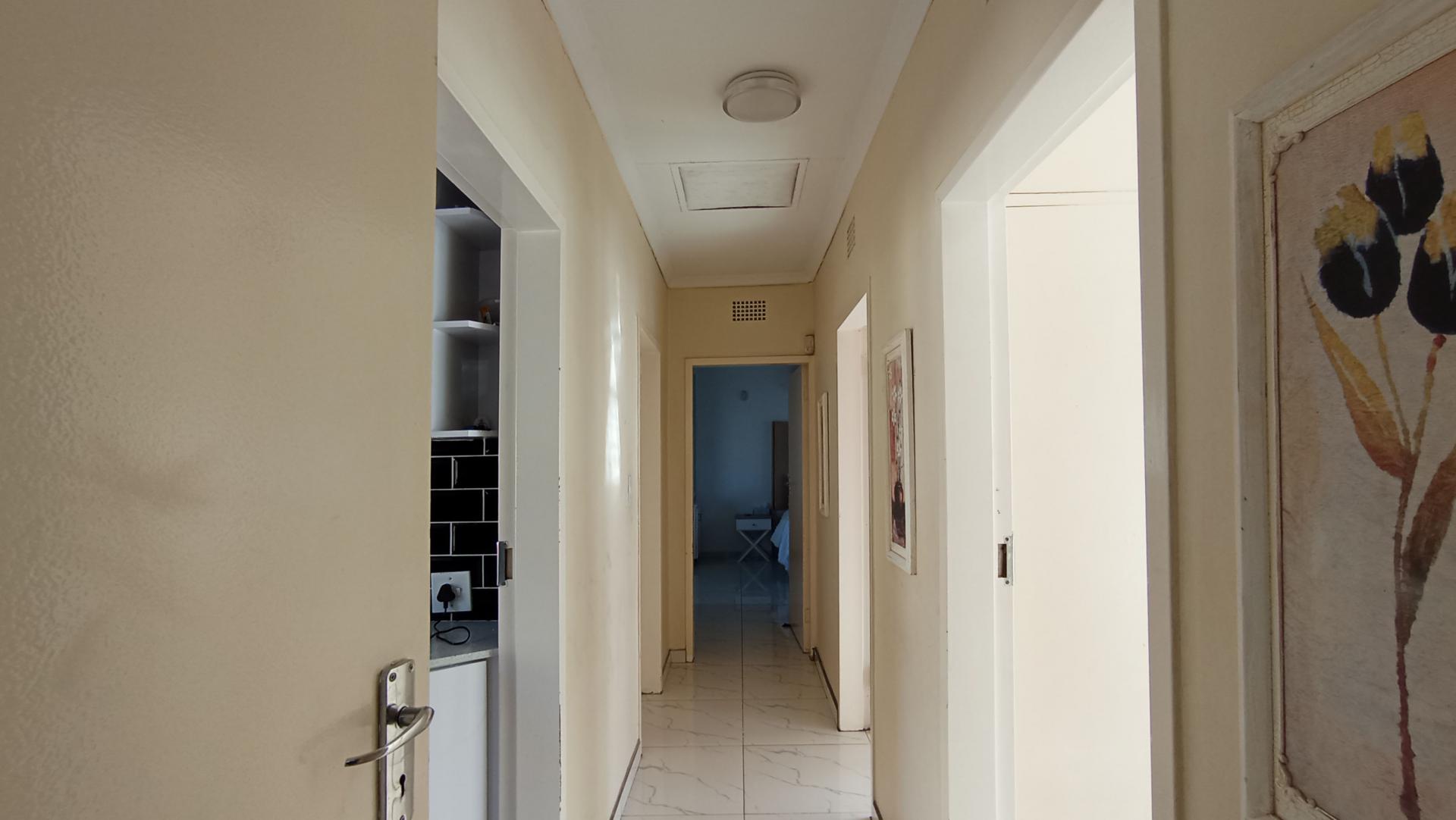 Spaces - 6 square meters of property in Illiondale