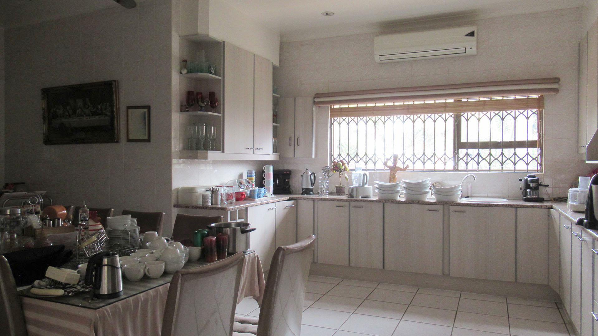 Kitchen - 58 square meters of property in Winchester Hills