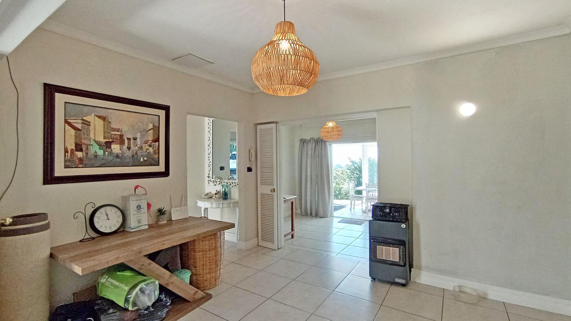 Spaces - 23 square meters of property in Berea West 