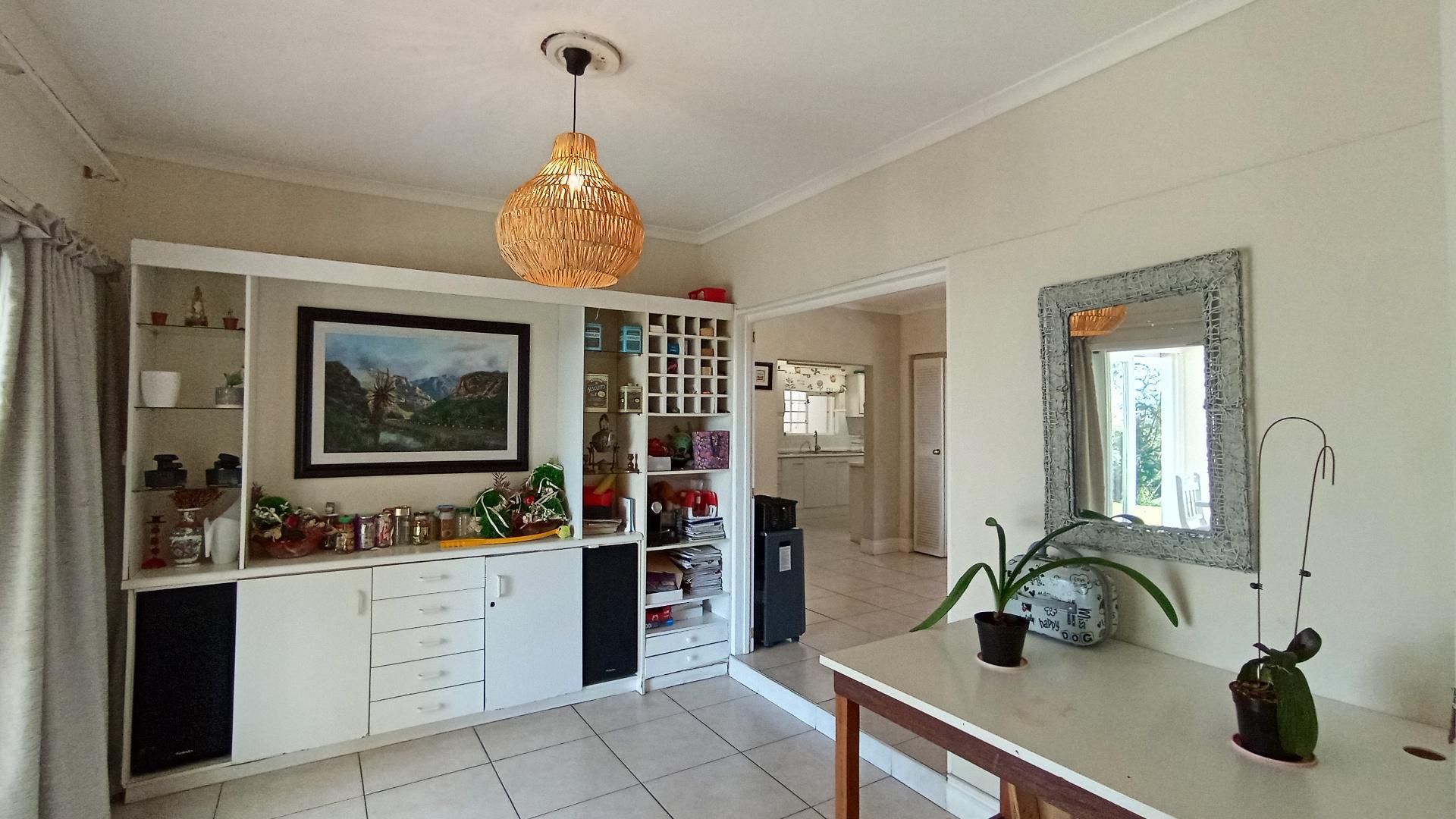 Spaces - 23 square meters of property in Berea West 