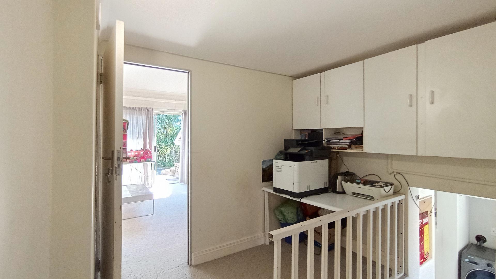 Spaces - 23 square meters of property in Berea West 