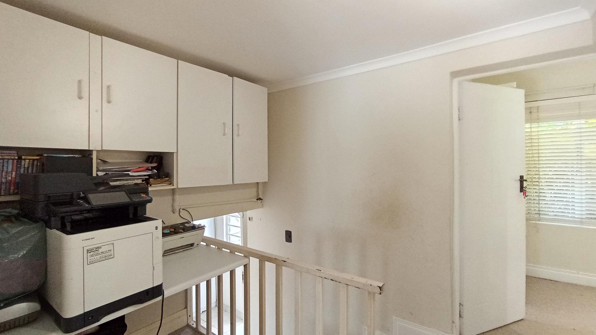 Spaces - 23 square meters of property in Berea West 