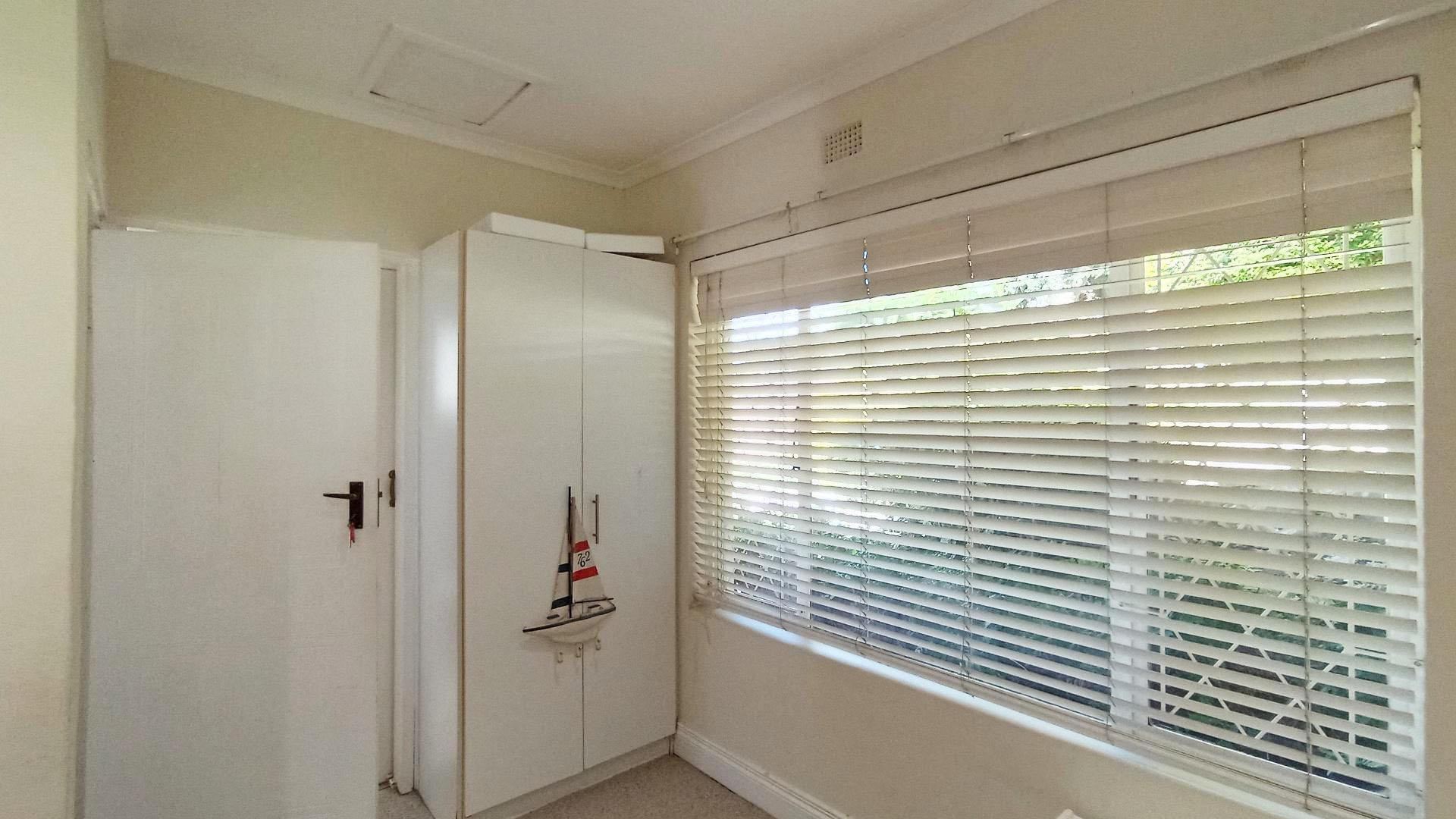 Bed Room 3 - 17 square meters of property in Berea West 