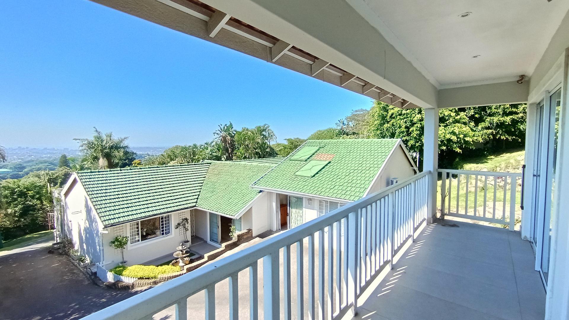 Balcony - 9 square meters of property in Berea West 