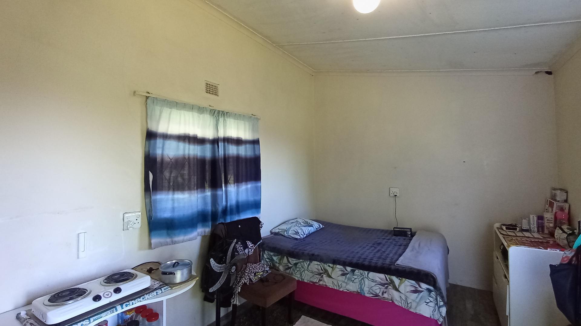 Staff Room - 15 square meters of property in Berea West 