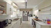 Kitchen - 37 square meters of property in Berea West 