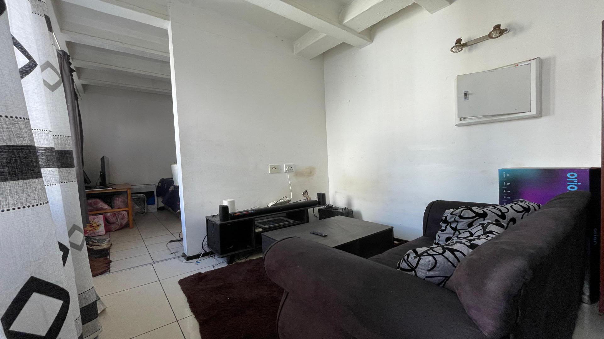 Lounges of property in Braamfontein