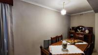 Dining Room - 14 square meters of property in Walkerville
