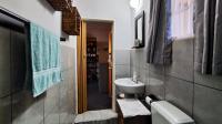 Bathroom 1 - 15 square meters of property in Walkerville