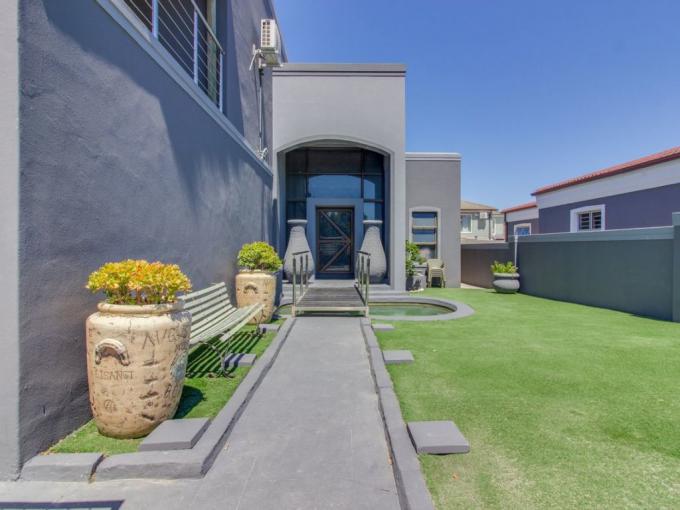 5 Bedroom House for Sale For Sale in Brackenfell - MR677009