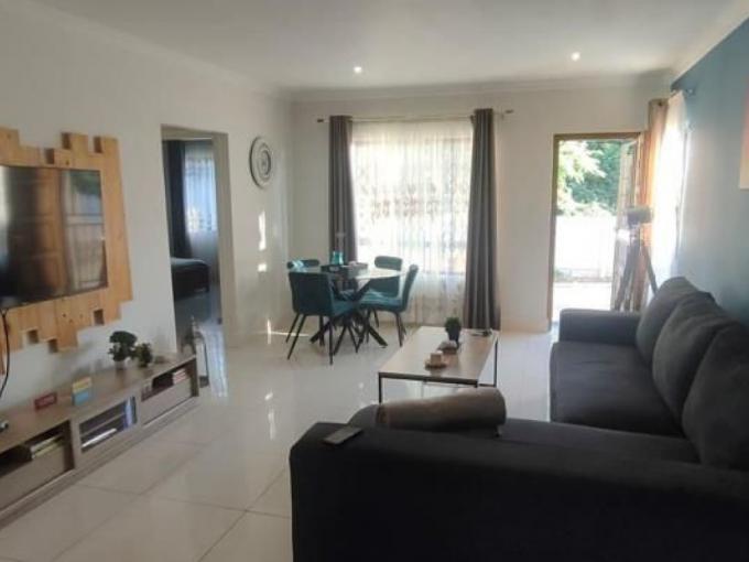 3 Bedroom Simplex for Sale For Sale in Memorial Park  - MR677016