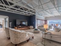  of property in Bloubergstrand