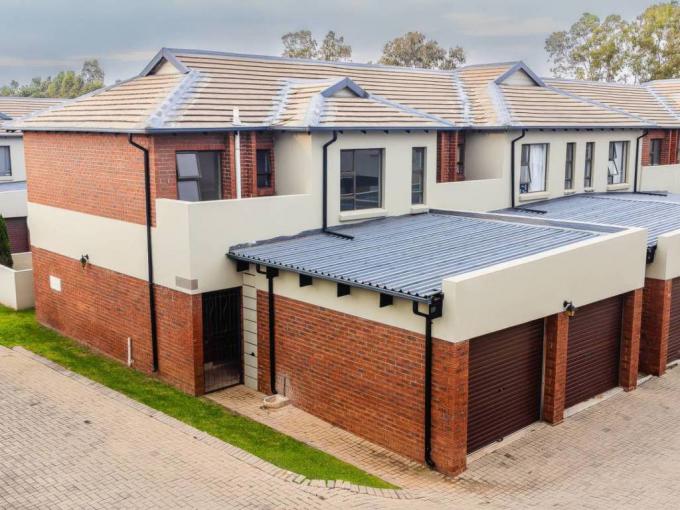 3 Bedroom Simplex to Rent in Centurion Central - Property to rent - MR677079