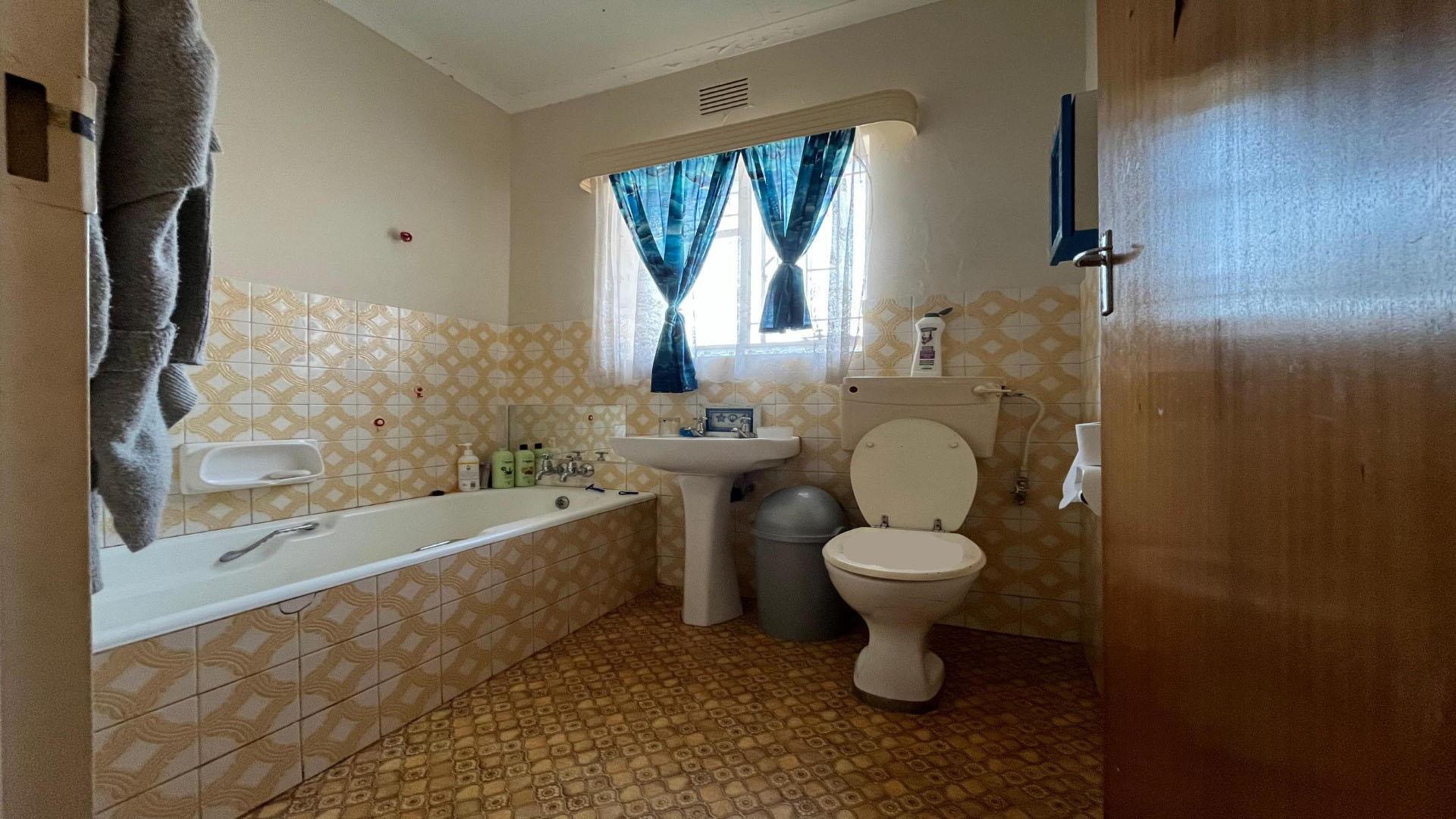 Bed Room 2 of property in Meiringspark