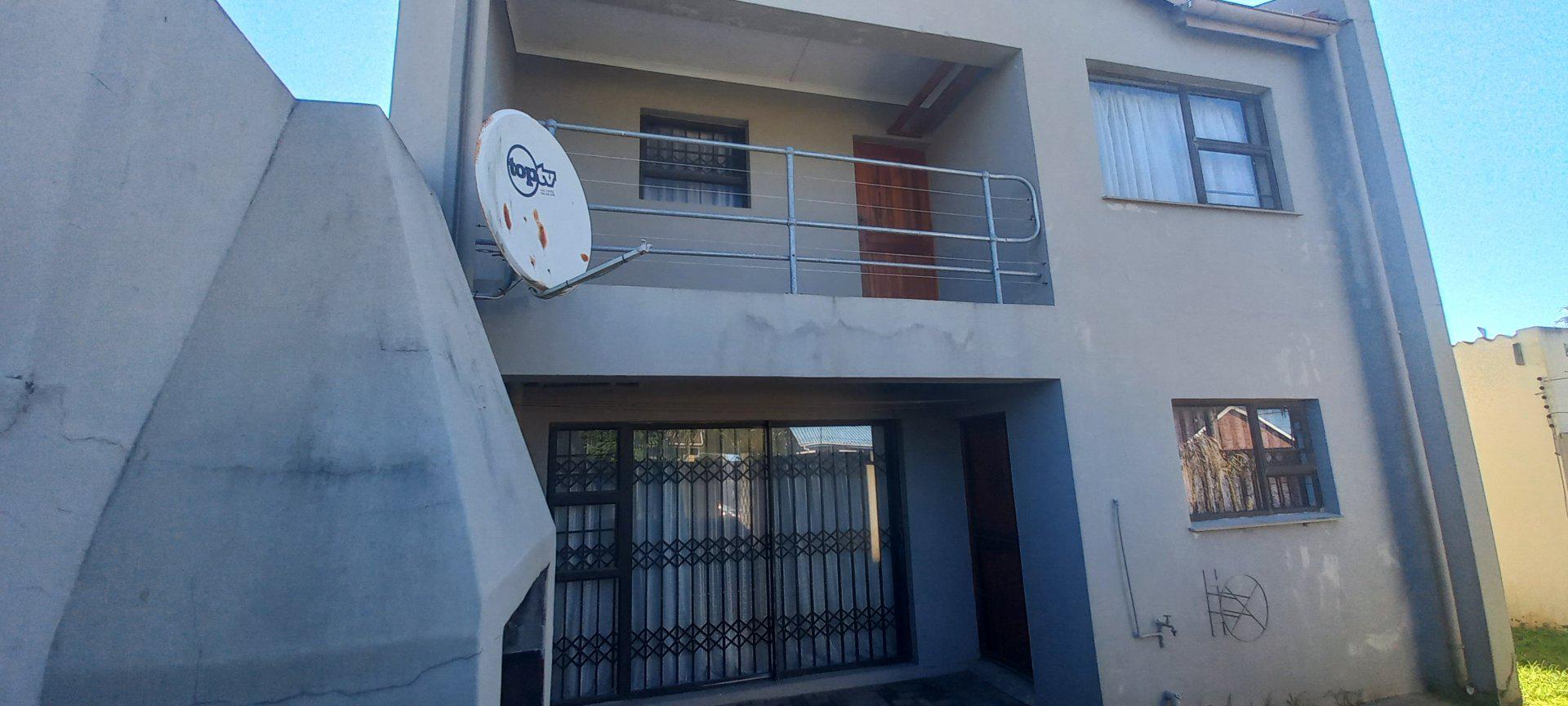  of property in Greenfields