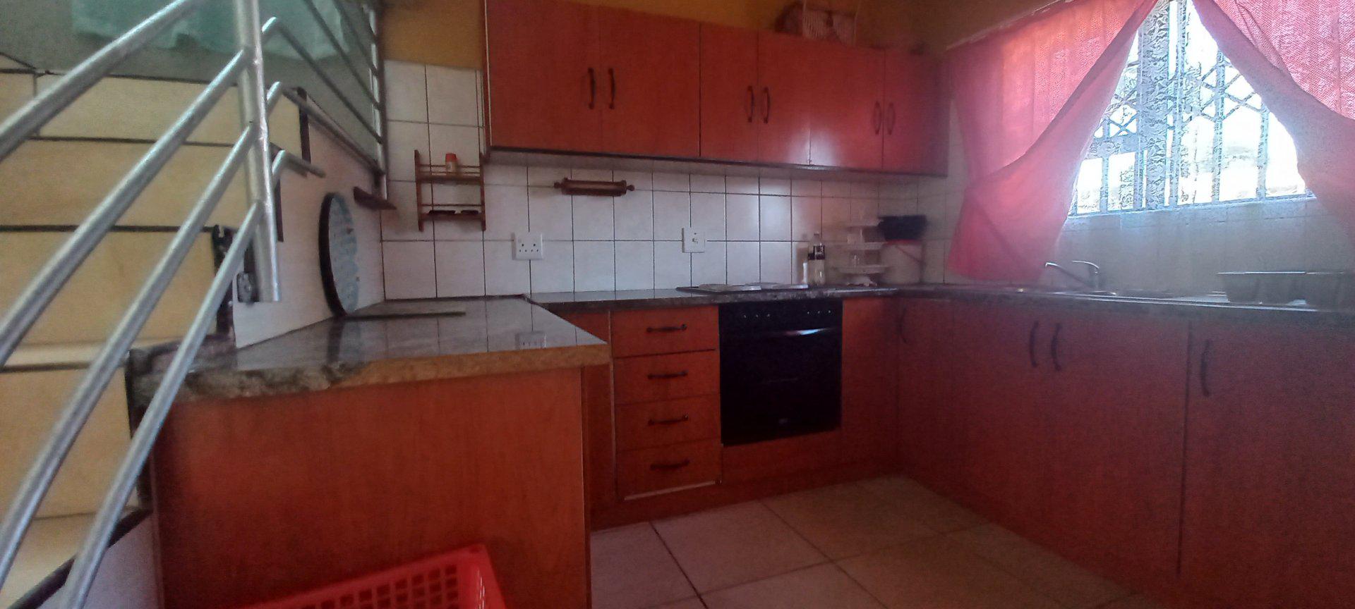  of property in Greenfields