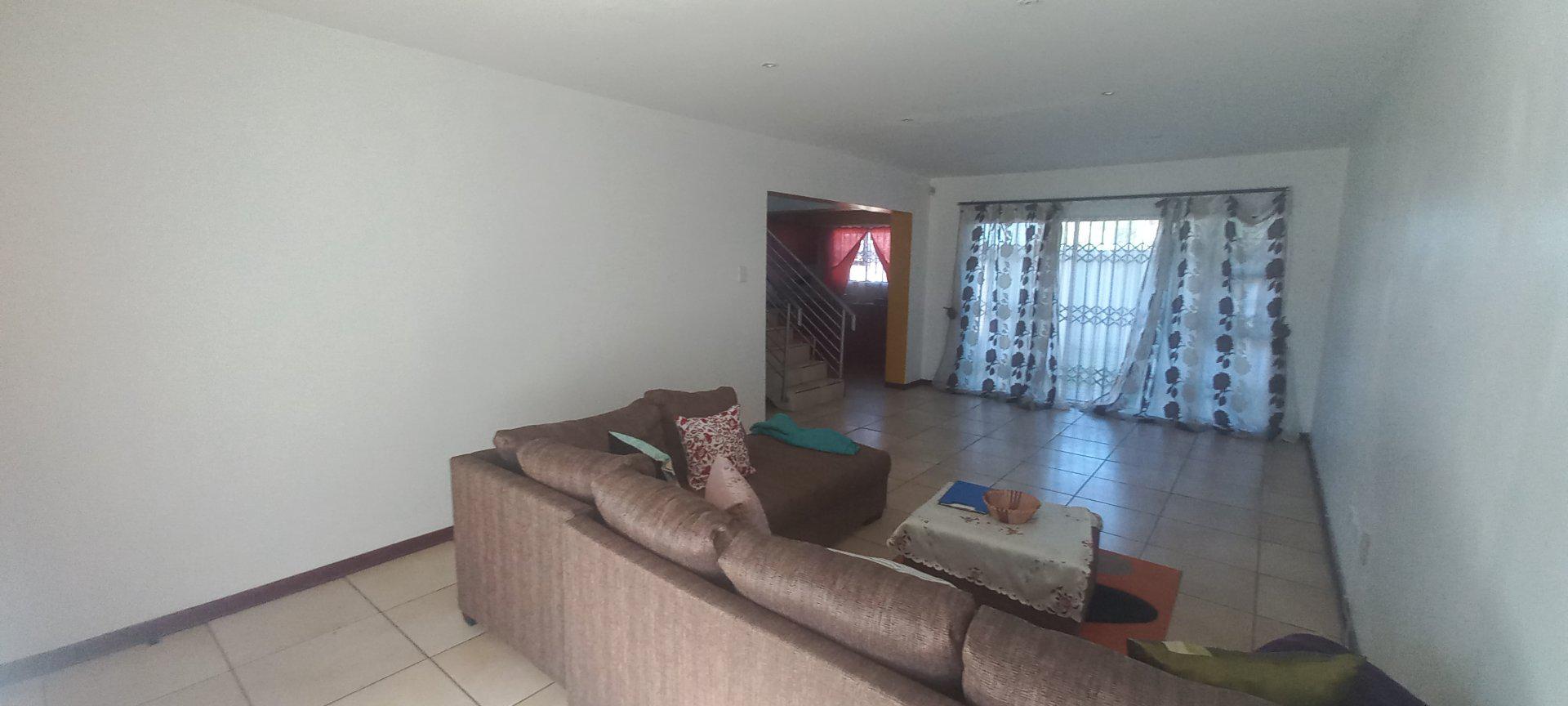  of property in Greenfields