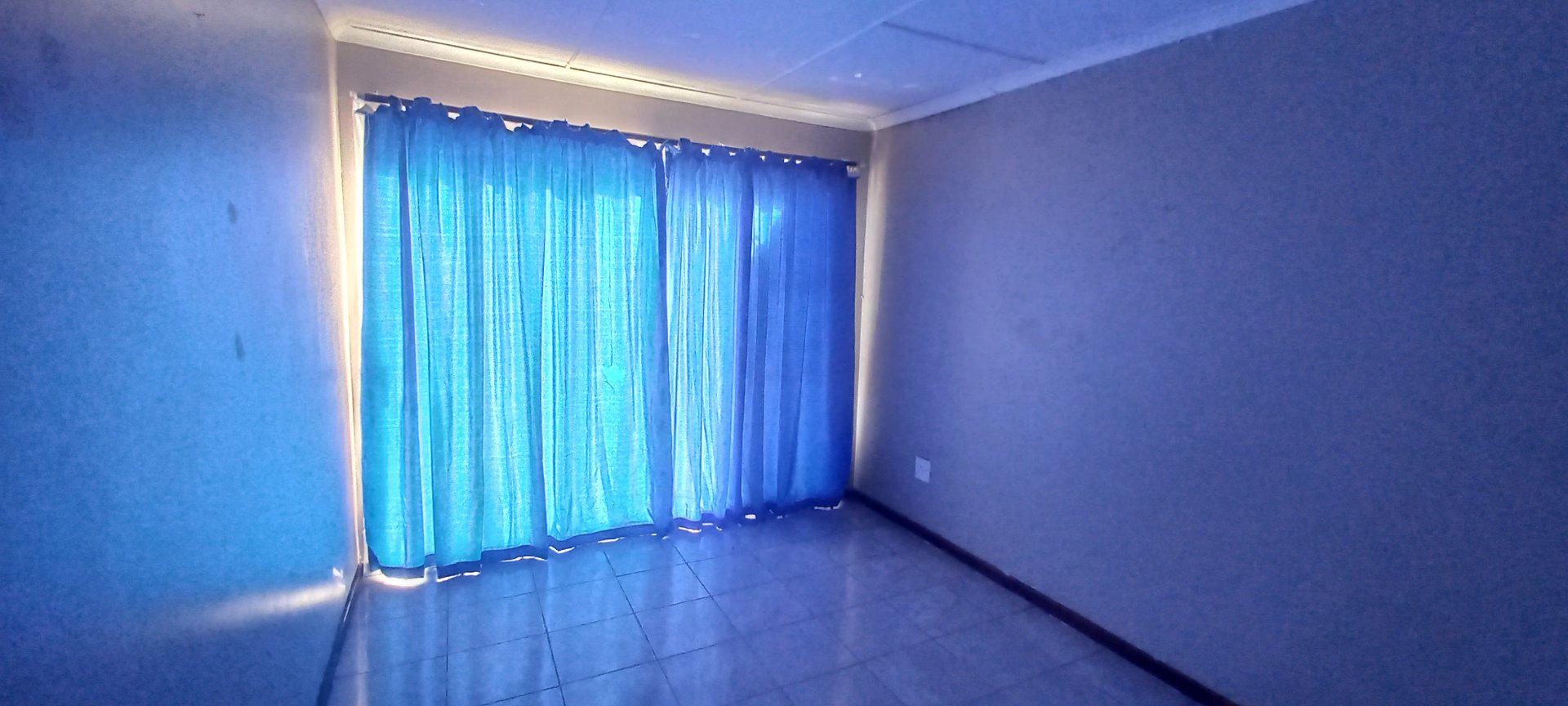  of property in Greenfields