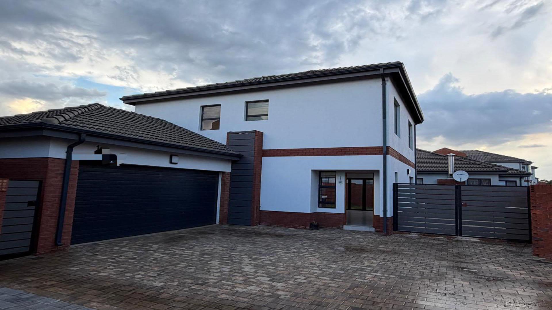 Front View of property in Caro Nome AH