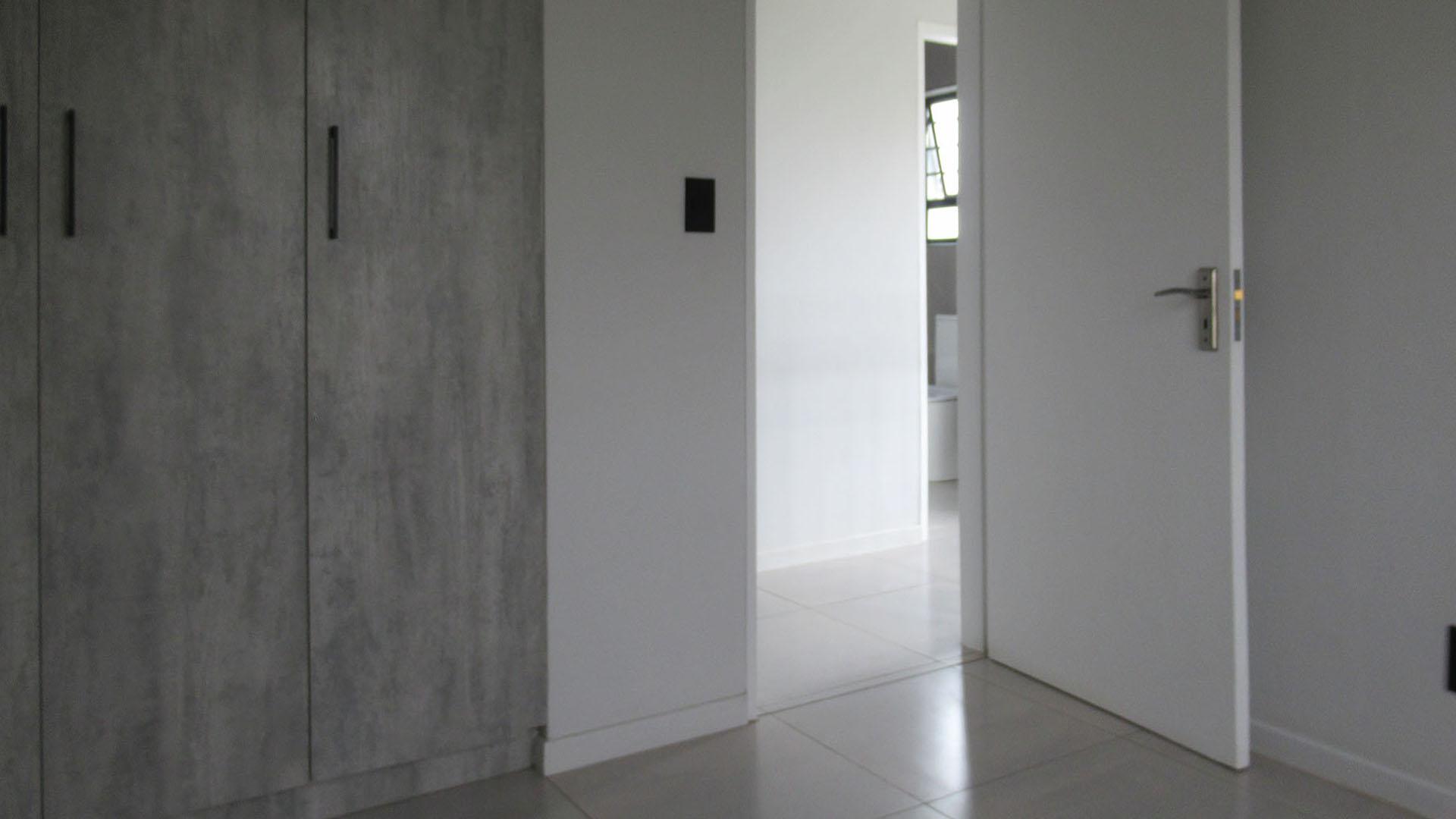 Bed Room 1 - 10 square meters of property in Caro Nome AH