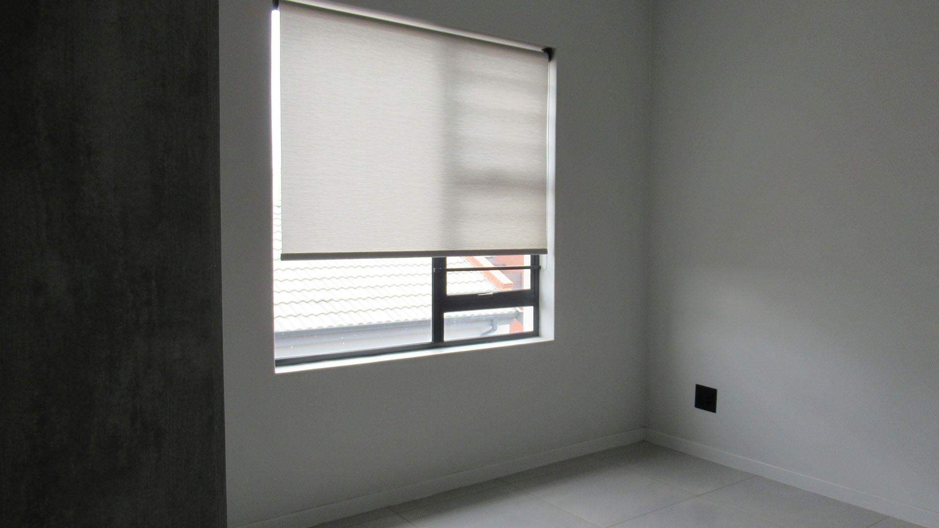 Bed Room 2 - 8 square meters of property in Caro Nome AH