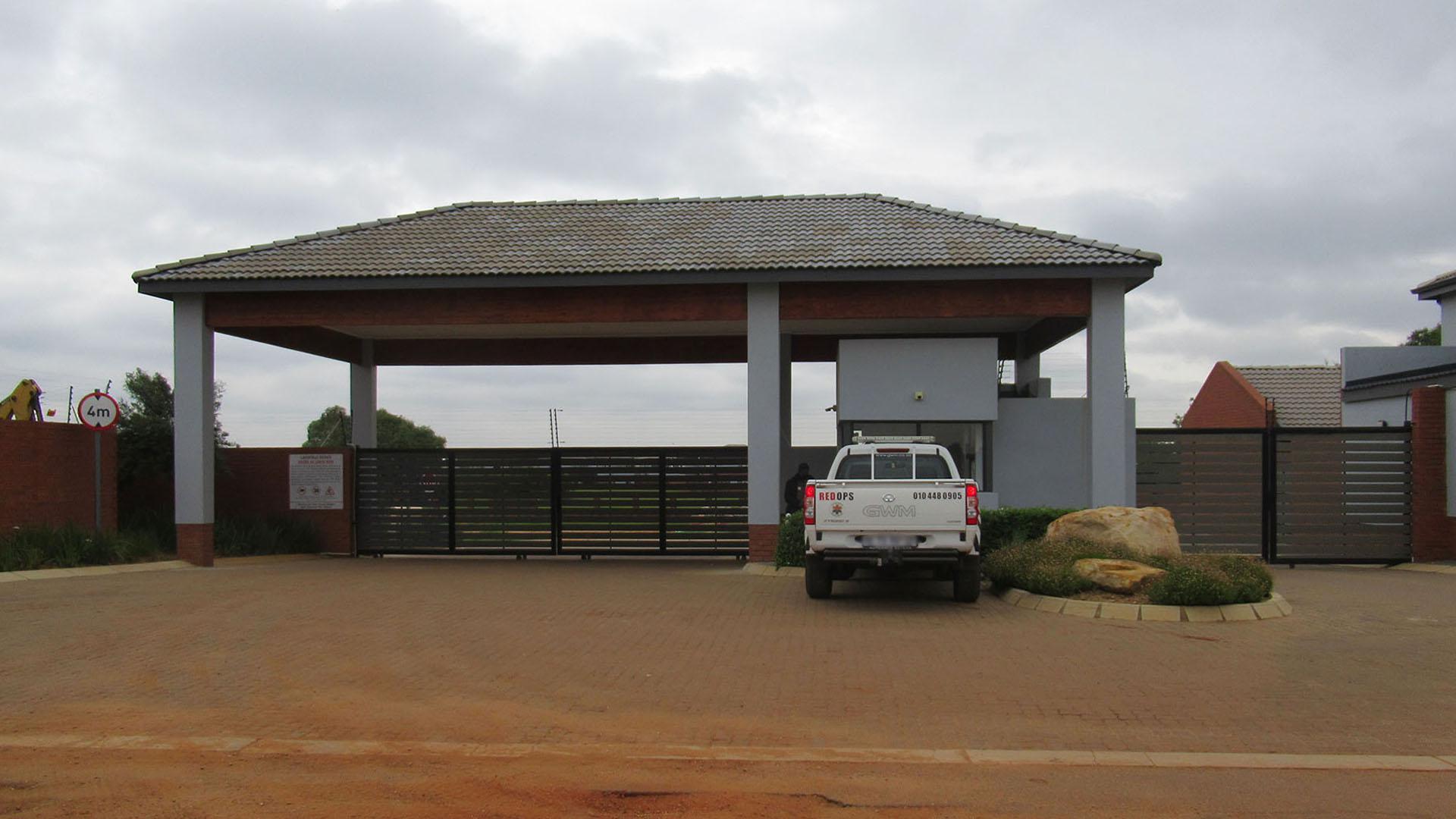 Front View of property in Caro Nome AH