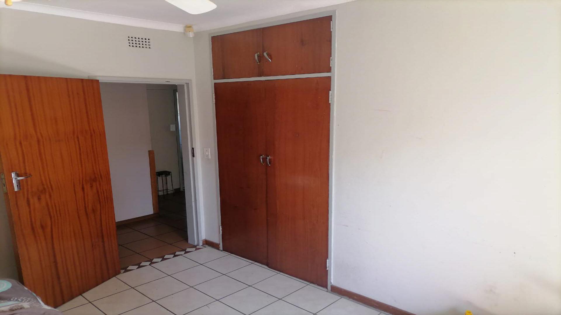 Bed Room 2 of property in West Acres