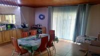 Dining Room of property in West Acres
