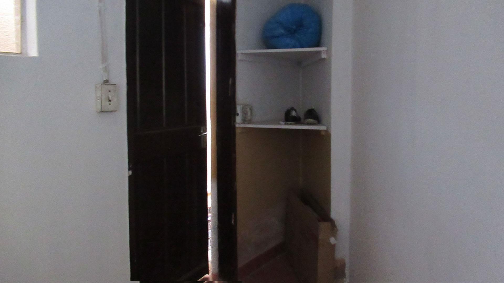 Spaces - 57 square meters of property in Sundowner