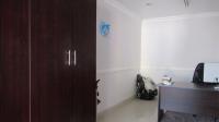 Study - 19 square meters of property in Sundowner