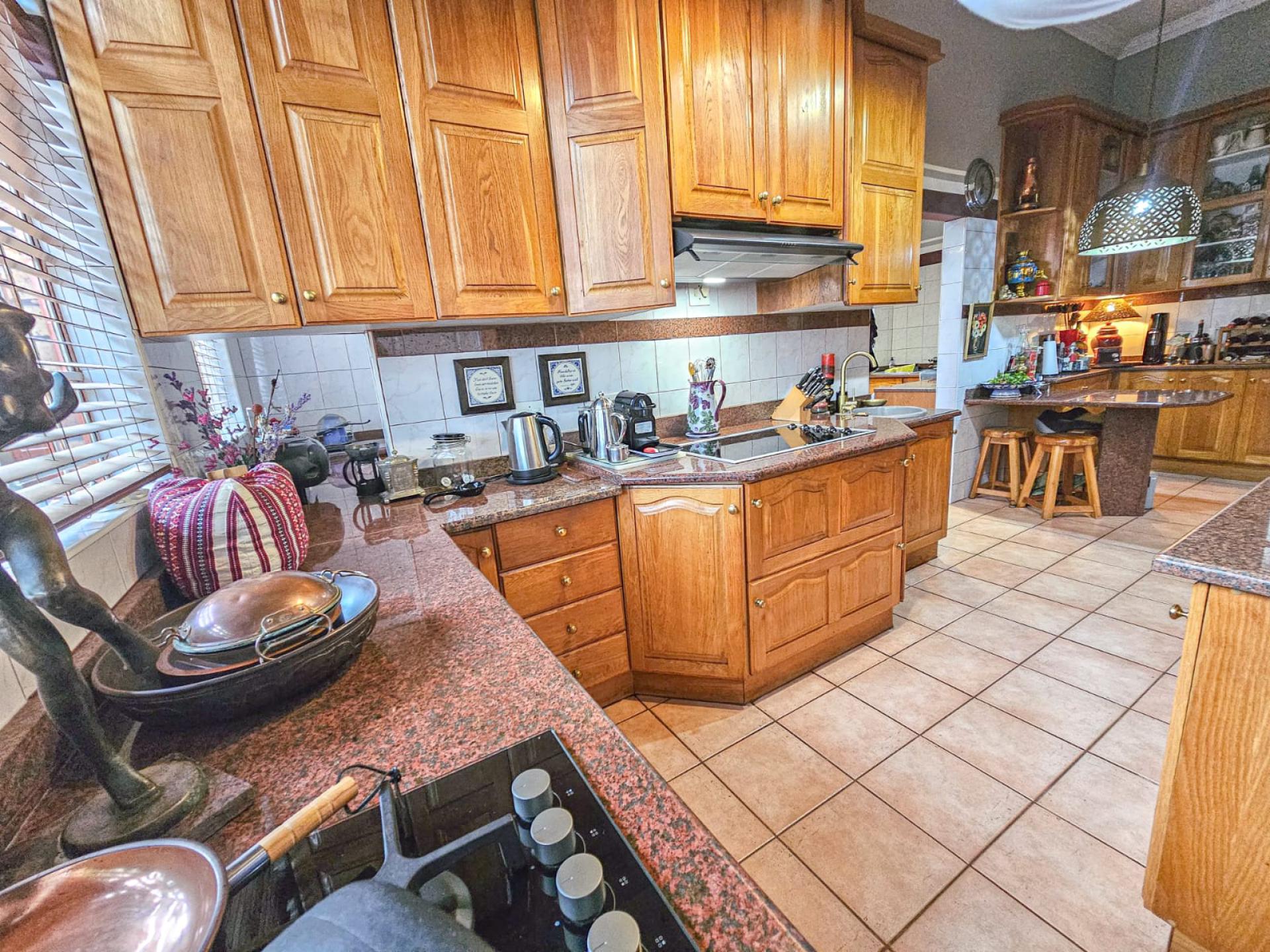  of property in Eldoraigne