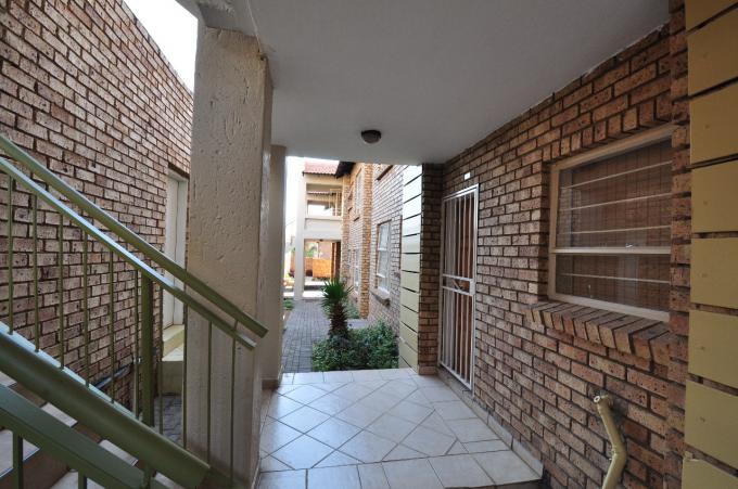 2 Bedroom Apartment for Sale For Sale in Wierdapark - MR677138