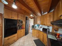  of property in Die Hoewes