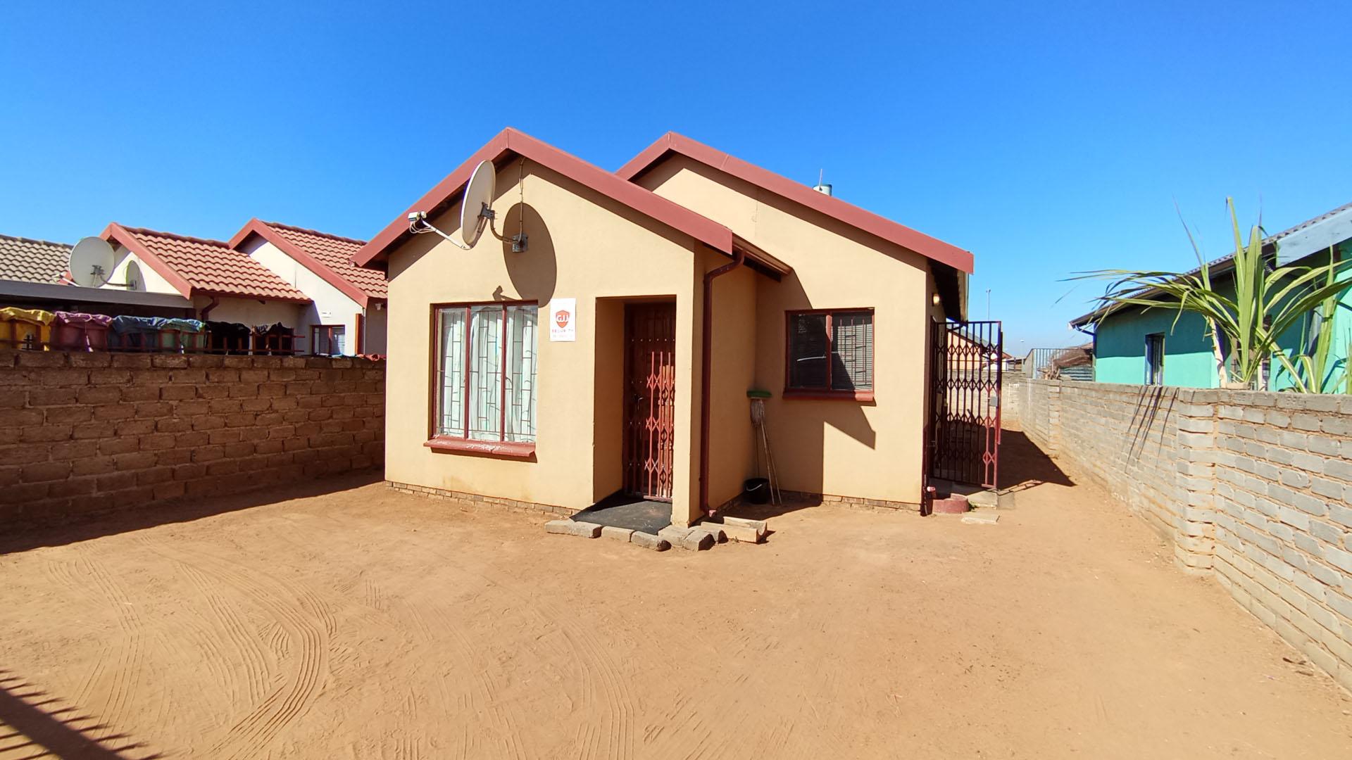 Front View of property in Soshanguve East