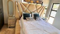 Main Bedroom of property in Zandspruit