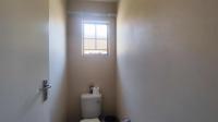 Bathroom 1 - 7 square meters of property in Palm Ridge