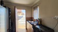 Kitchen - 6 square meters of property in Palm Ridge