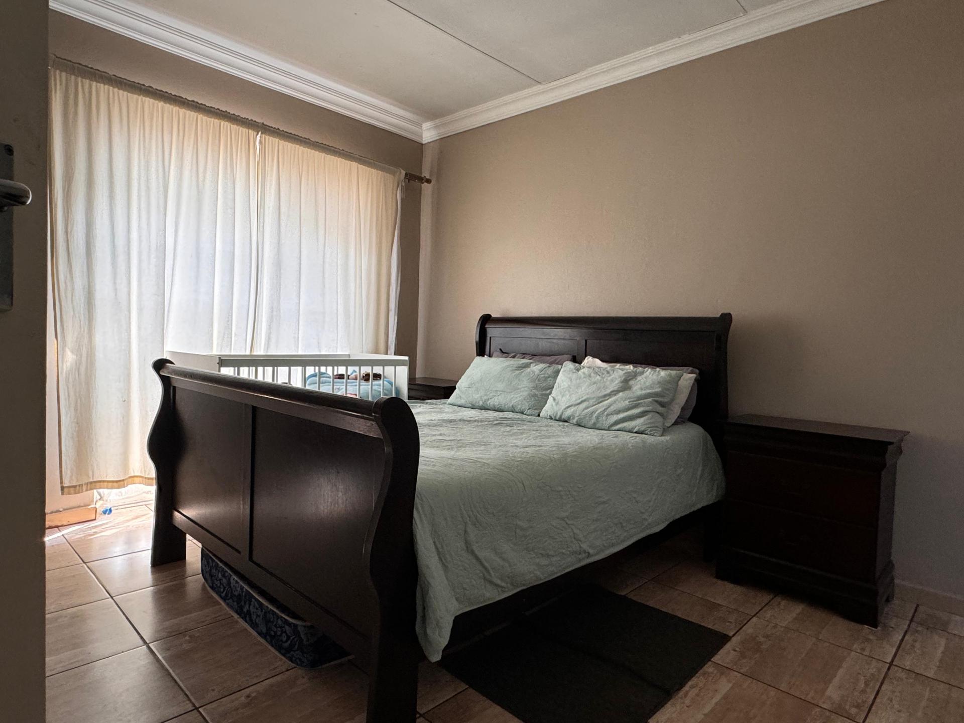  of property in Zwartkop