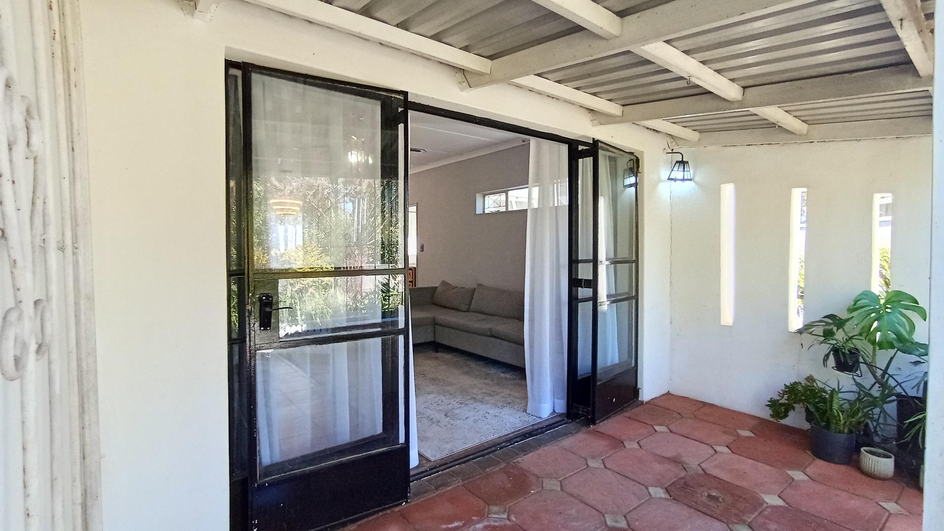 Patio - 24 square meters of property in Howick
