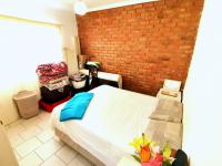  of property in Bendor