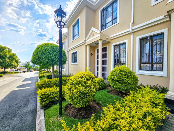 3 Bedroom Sectional Title for Sale For Sale in Carlswald - MR677165