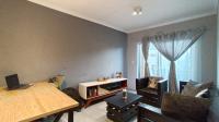 Lounges - 14 square meters of property in Umbogintwini