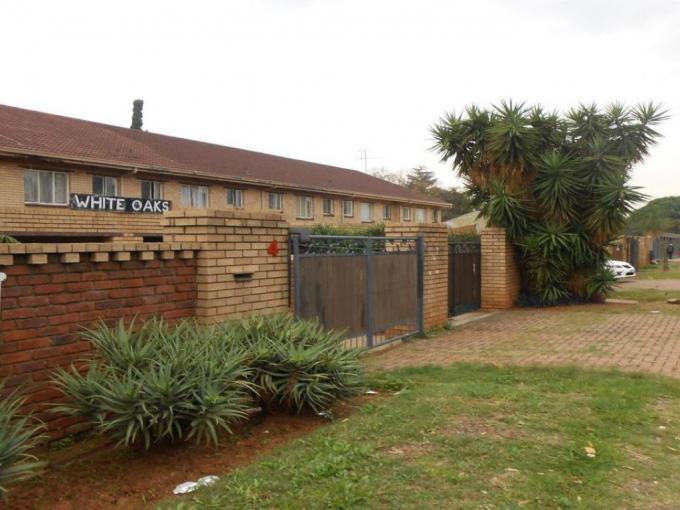 3 Bedroom Sectional Title for Sale For Sale in Windsor West - MR677182