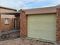 3 Bedroom 1 Bathroom Simplex for Sale for sale in Bendor