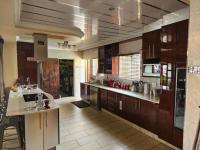  of property in Bendor