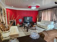  of property in Bendor