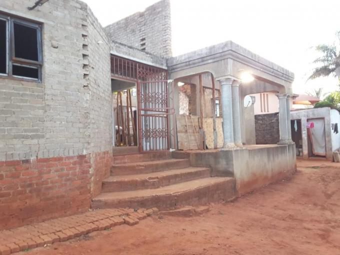 6 Bedroom House for Sale For Sale in Thohoyandou - MR677189