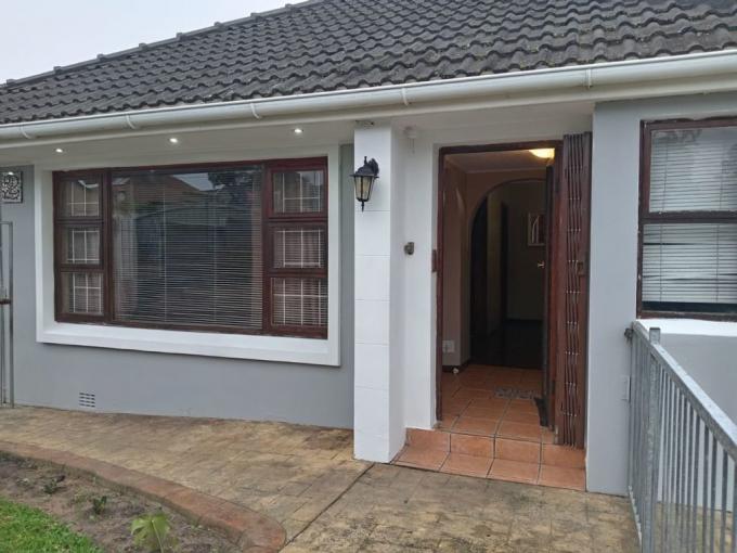 3 Bedroom House for Sale For Sale in Cambridge West - MR677213