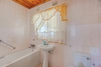  of property in Algoa Park