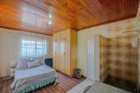  of property in Algoa Park